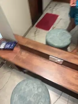 versatile guy01 online show from 10.05.25