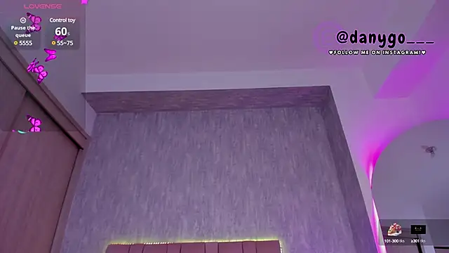 Snapshot of ZarianaEvanz chatting on 03.20.25 ZarianaEvanz online show from 03.20.25