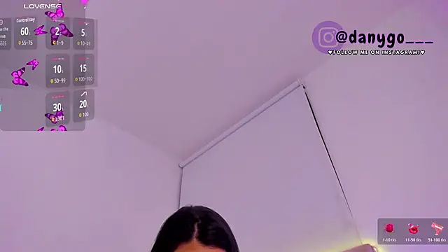 Snapshot of ZarianaEvanz chatting on 10.22.25 ZarianaEvanz online show from 10.22.25