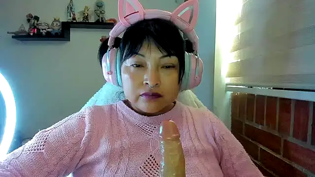 Snapshot of Shaddycute_ chatting on 06.29.26 Shaddycute online show from 06.29.26