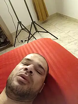 LEIRIS Y FRED 01 online show from 12.20.24