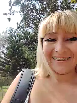 florecita9 online show from 02.05.25