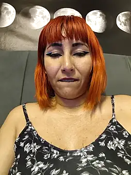 florecita9 online show from 10.22.25