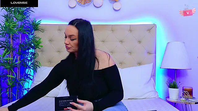 DaliyaArabian online show from 01.13.25