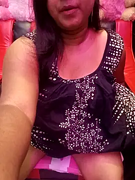 Snapshot of ella_mariya chatting on 09.26.25 ella mariya online show from 09.26.25