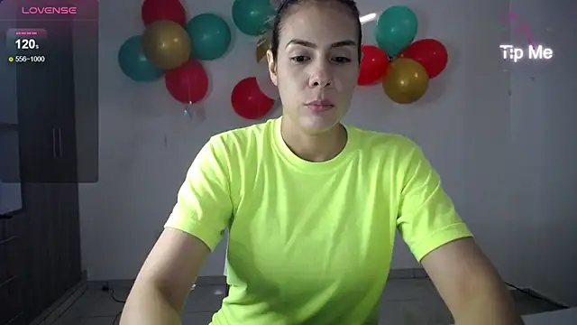 candydowson1 online show from 12.16.24