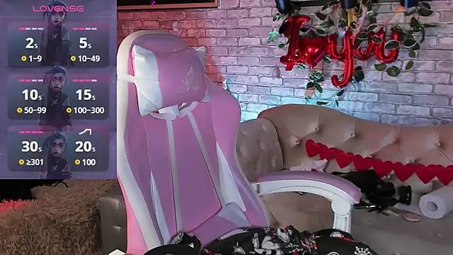 Alex Howell online show from 02.13.25