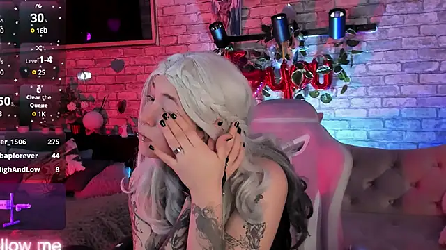 Alex Howell online show from 03.23.25