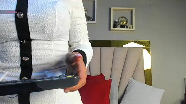 Snapshot of vahiolet_fuentes chatting on 07.29.26 vahiolet fuentes online show from 07.29.26