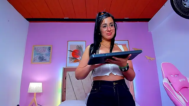 Snapshot of Miia_harper_ chatting on 01.18.25 Miia harper online show from 01.18.25