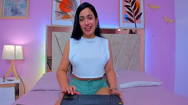 Snapshot of Miia_harper_ chatting on 01.25.25 Miia harper online show from 01.25.25