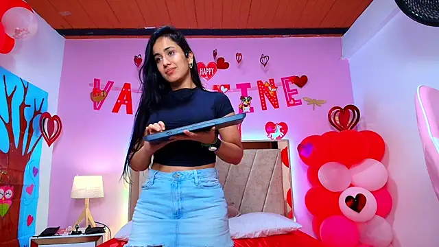 Snapshot of Miia_harper_ chatting on 02.14.25 Miia harper online show from 02.14.25