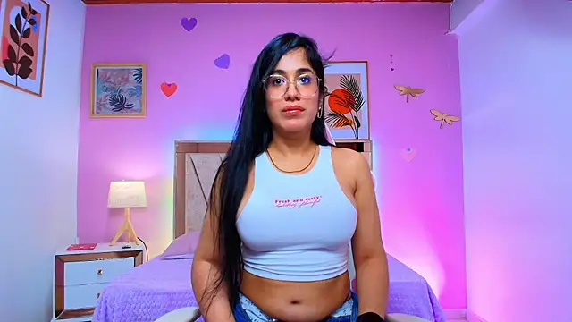 Snapshot of Miia_harper_ chatting on 03.05.25 Miia harper online show from 03.05.25