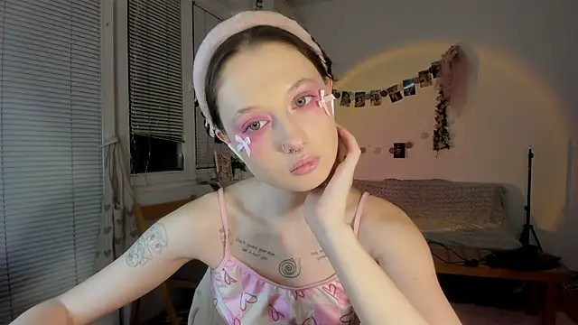 Jenny darling love online show from 01.31.25