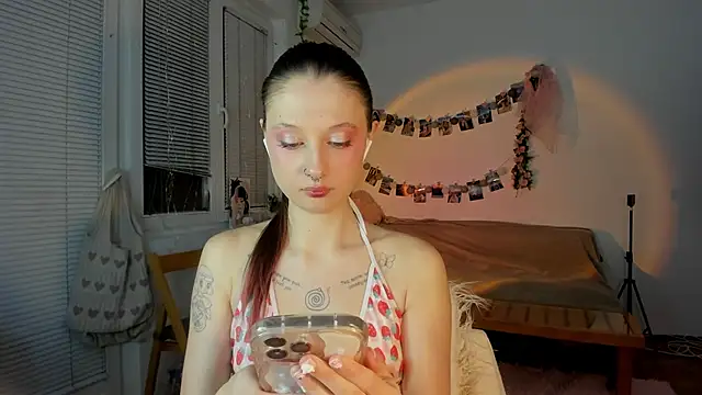 Jenny darling love online show from 02.22.25