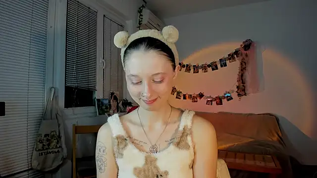 Jenny darling love online show from 03.11.25