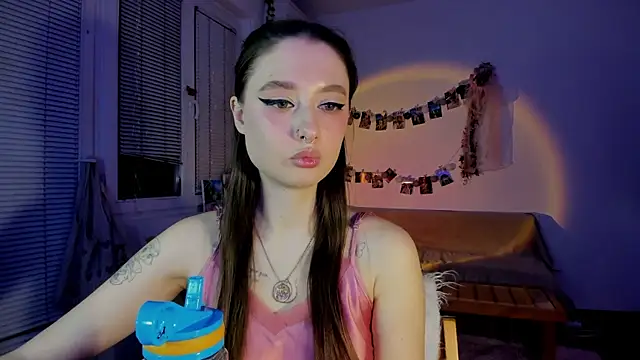 Jenny darling love online show from 03.21.25