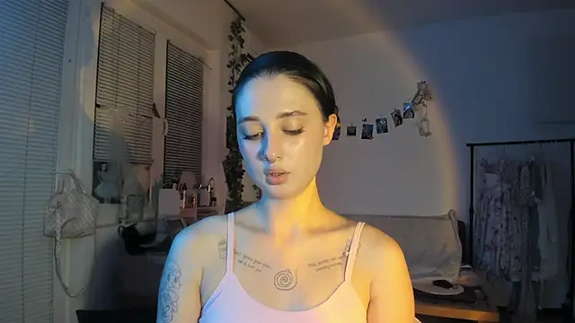 Jenny darling love online show from 09.24.25