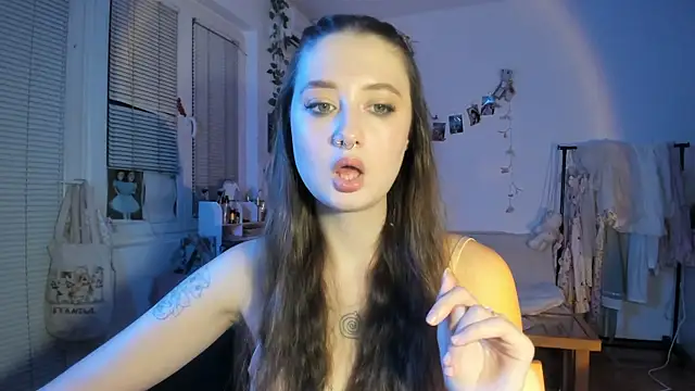 Jenny darling love online show from 10.04.25