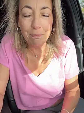 Cherry-red-xo online show from 11.06.25