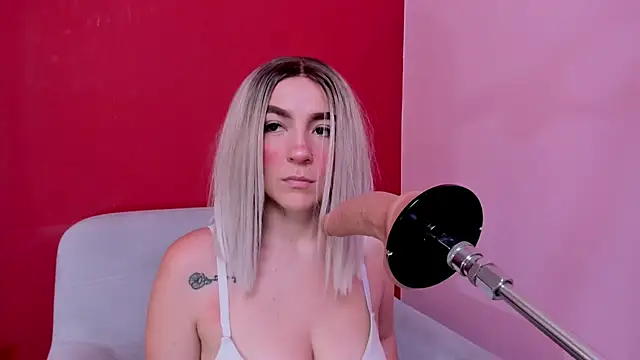 Snapshot of Kate_bunny_ chatting on 02.21.26 Kate bunny online show from 02.21.26