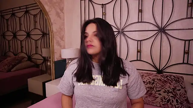 Sophia wilsonn  online show from 02.13.26