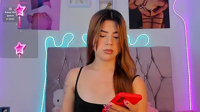 Snapshot of Ashley_piinkk_ chatting on 11.04.25 Ashley piinkk online show from 11.04.25