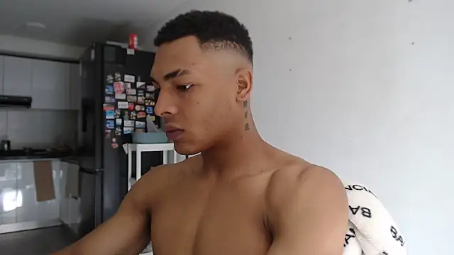 Snapshot of Jhonyblack_1 chatting on 04.22.26 Jhonyblack 1 online show from 04.22.26