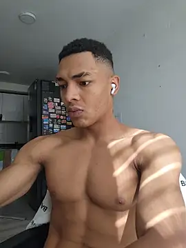 Snapshot of Jhonyblack_1 chatting on 04.24.26 Jhonyblack 1 online show from 04.24.26