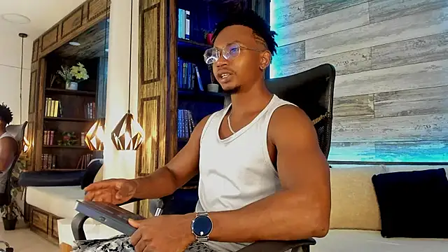 Snapshot of JamalMyst chatting on 09.30.25 JamalMyst online show from 09.30.25