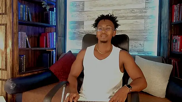 Snapshot of JamalMyst chatting on 11.07.25 JamalMyst online show from 11.07.25