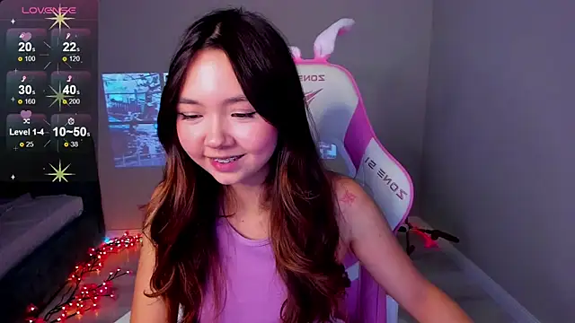 Snapshot of Fluffy_Rose chatting on 11.03.25 Fluffy Rose online show from 11.03.25