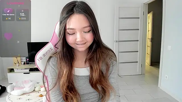 Snapshot of Fluffy_Rose chatting on 05.22.26 Fluffy Rose online show from 05.22.26