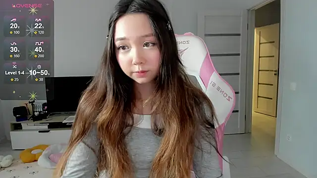 Snapshot of Fluffy_Rose chatting on 05.31.26 Fluffy Rose online show from 05.31.26