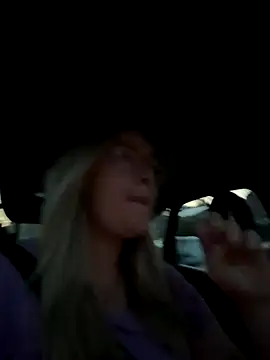 Snapshot of xX_HotCouple_Xx chatting on 09.28.25 xX HotCouple Xx online show from 09.28.25