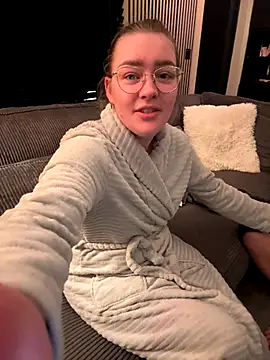 xX HotCouple Xx online show from 12.04.25