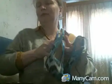 Snapshot of Isolda25 chatting on 01.15.25 Isolda25 online show from 01.15.25