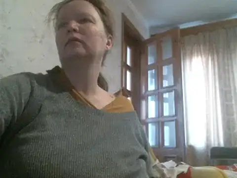 Snapshot of Isolda25 chatting on 01.16.25 Isolda25 online show from 01.16.25