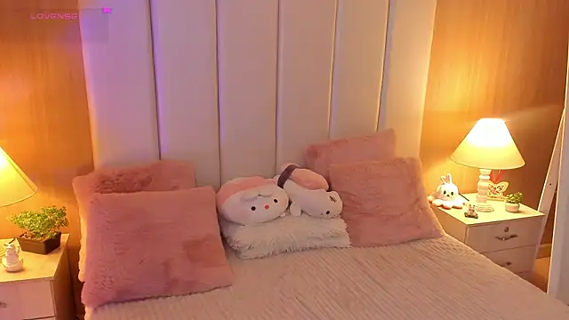 CaseyPiierce online show from 11.28.25