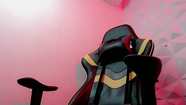 Snapshot of Jake_tripp chatting on 12.10.24 Jake tripp online show from 12.10.24