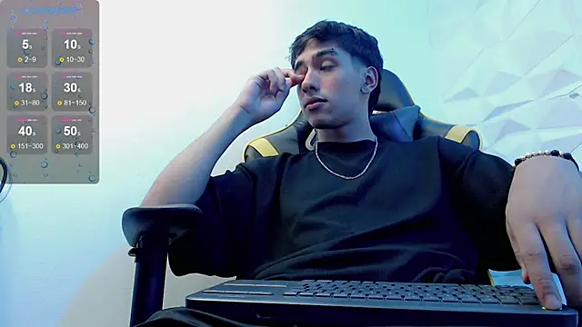 Snapshot of Jake_tripp chatting on 12.13.24 Jake tripp online show from 12.13.24