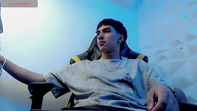 Snapshot of Jake_tripp chatting on 12.28.24 Jake tripp online show from 12.28.24