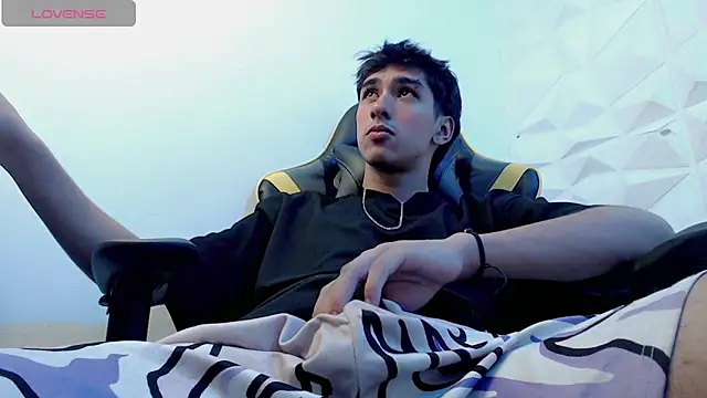 Snapshot of Jake_tripp chatting on 01.09.25 Jake tripp online show from 01.09.25