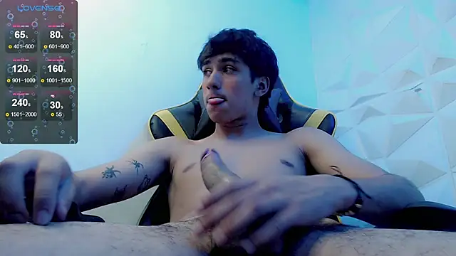 Snapshot of Jake_tripp chatting on 01.26.25 Jake tripp online show from 01.26.25