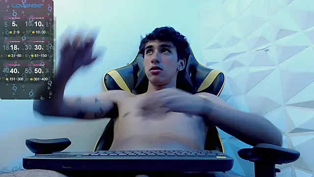 Snapshot of Jake_tripp chatting on 01.30.25 Jake tripp online show from 01.30.25