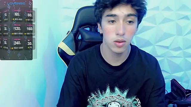 Snapshot of Jake_tripp chatting on 02.10.25 Jake tripp online show from 02.10.25