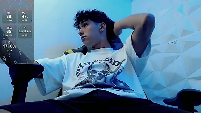 Snapshot of Jake_tripp chatting on 03.03.25 Jake tripp online show from 03.03.25