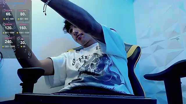 Snapshot of Jake_tripp chatting on 03.05.25 Jake tripp online show from 03.05.25