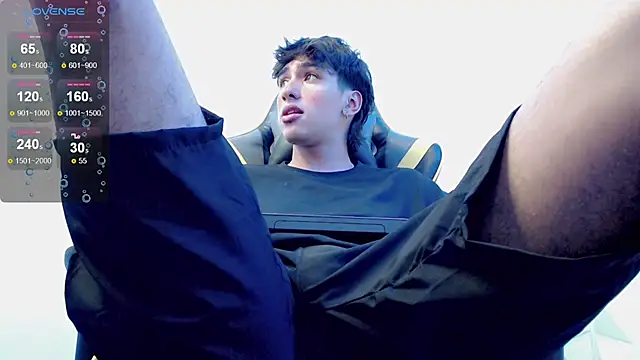 Snapshot of Jake_tripp chatting on 03.07.25 Jake tripp online show from 03.07.25