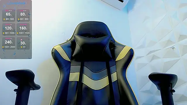 Snapshot of Jake_tripp chatting on 03.12.25 Jake tripp online show from 03.12.25